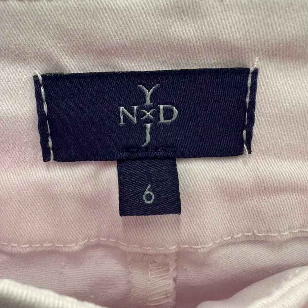 NYDJ Size 6 Pink Capri Stretchy‎ Pants Rhinestones on Cuffs Comfort Casual